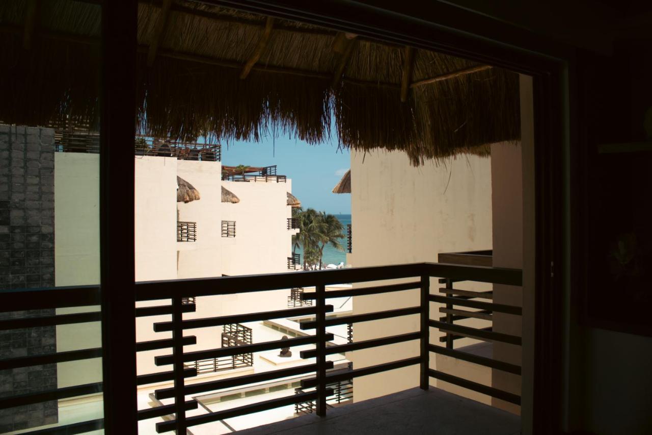 Aldea Thai Beachfront Condos Playa del Carmen Exterior foto