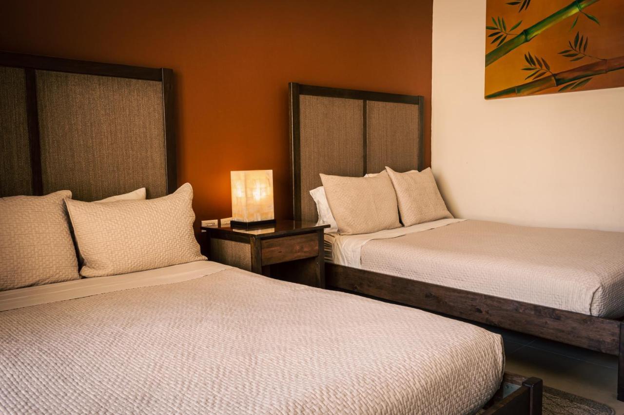Aldea Thai Beachfront Condos Playa del Carmen Exterior foto